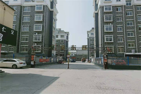 首付20万送车位东方今典精装未入住3卧朝南中间楼层看房方便